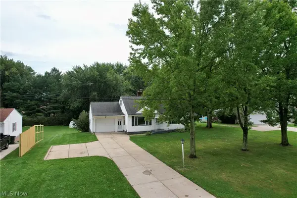 9934 Georgetown Street, Louisville, OH 44641