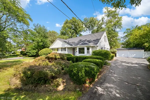 4697 Canterbury Road, North Olmsted, OH 44070