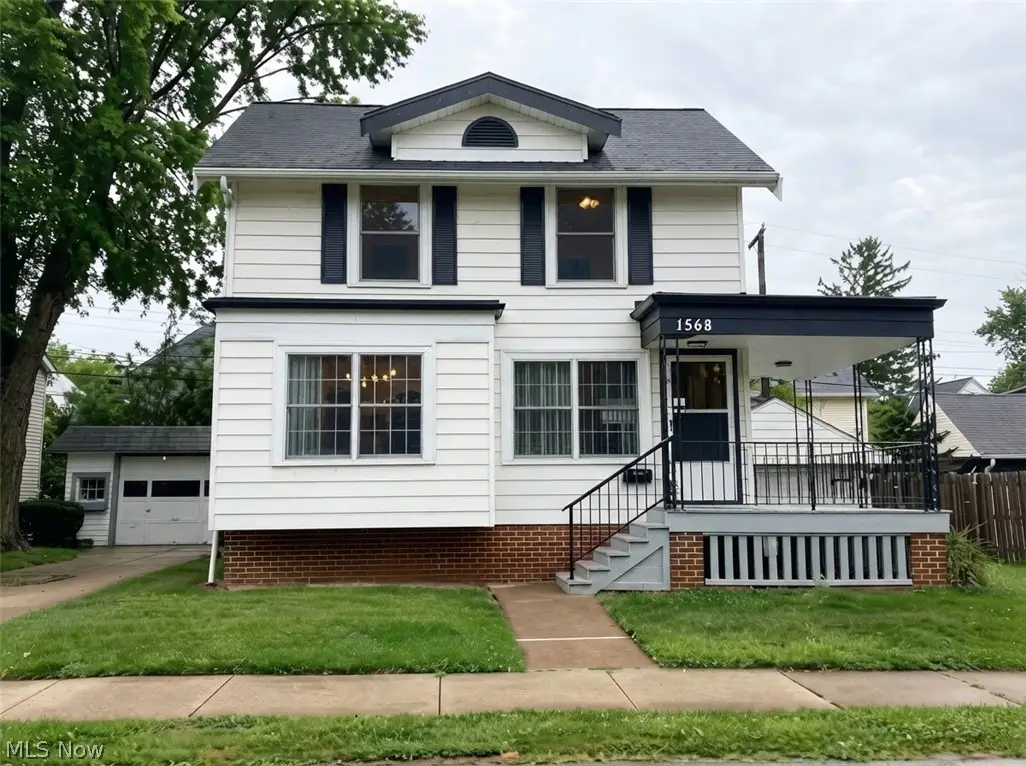 1568 Blossom Park Avenue, Lakewood, OH 44107 - #1