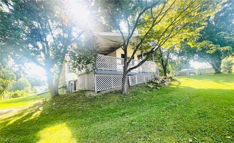 4695 Grapeland Avenue, Louisville, OH 44641 - #3