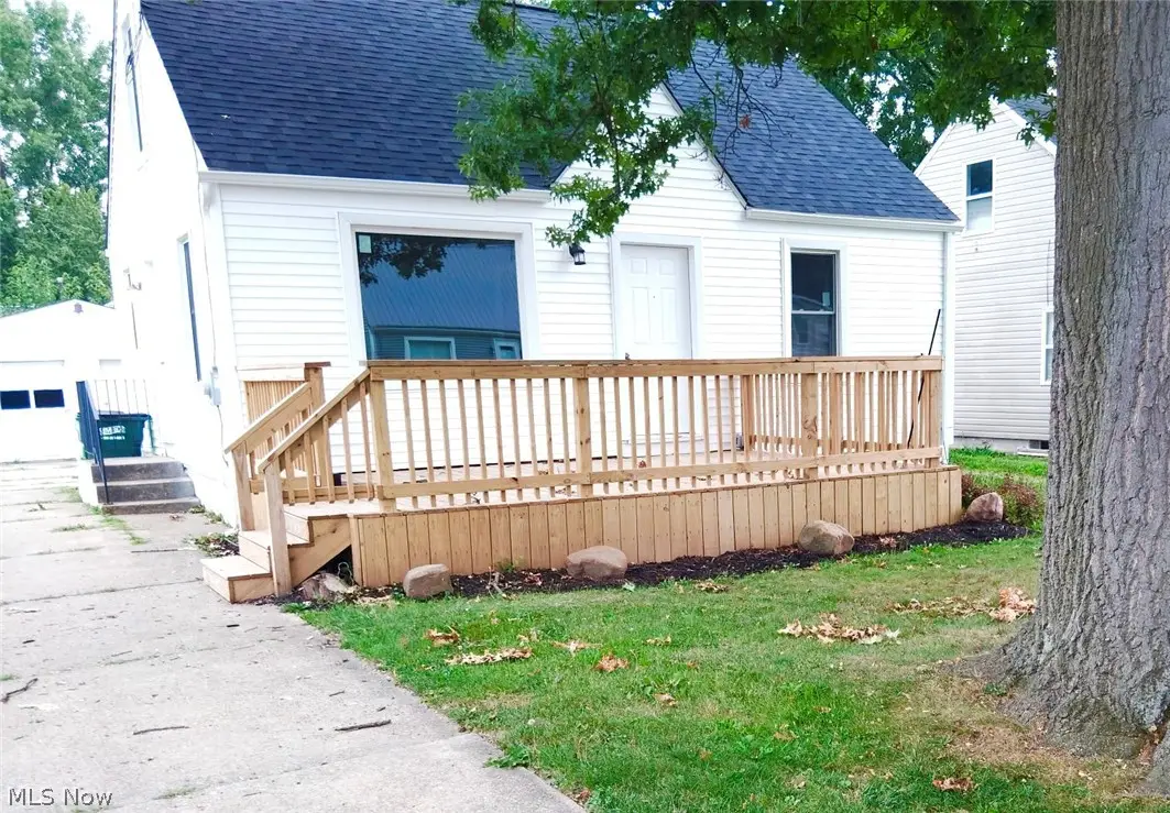 1356 Stratford Street, Barberton, OH 44203 - #1