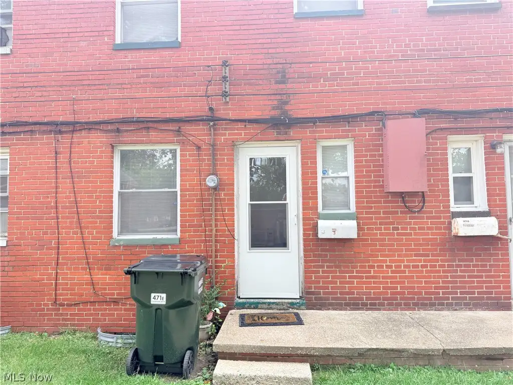 471 Clearview Drive, Euclid, OH 44123 - #1