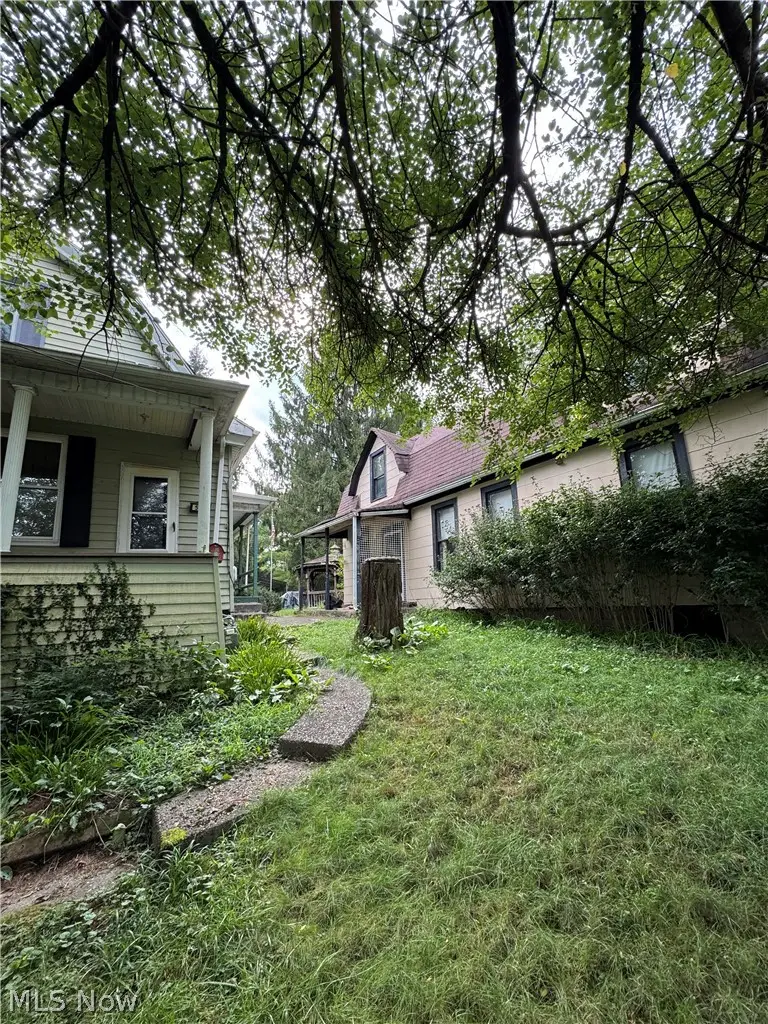 509 Columbus Avenue, Martins Ferry, OH 43935 - #3