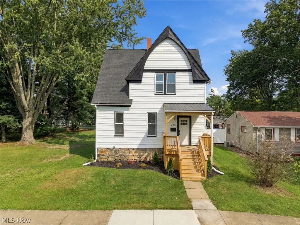 245 E Maryland Avenue, Sebring, OH 44672 - #1