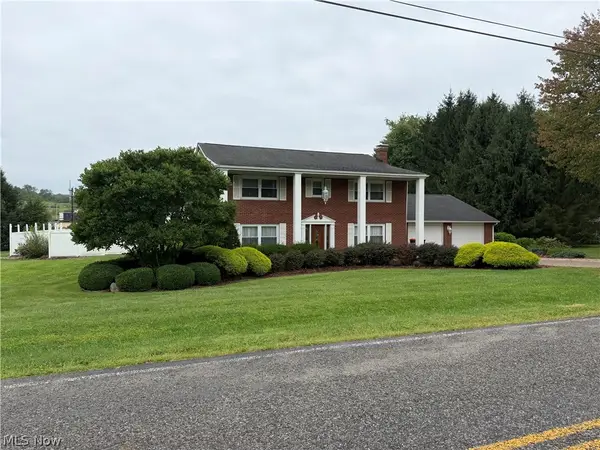 48769 Lakeview Circle, East Liverpool, OH 43920
