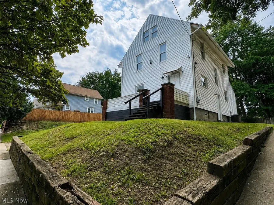 804 Beardsley Street, Akron, OH 44311 - #3