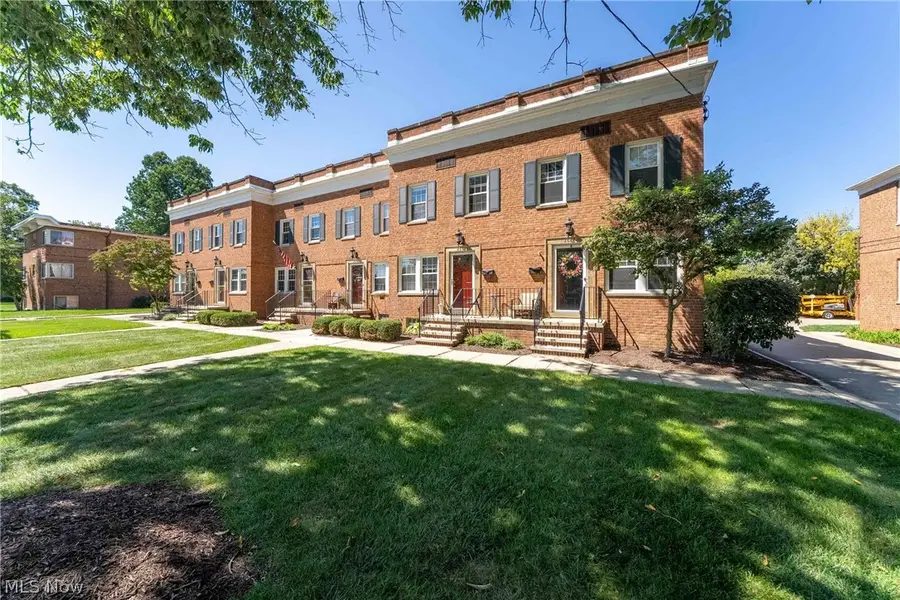 2684 Wooster Road, Rocky River, OH 44116 - #2