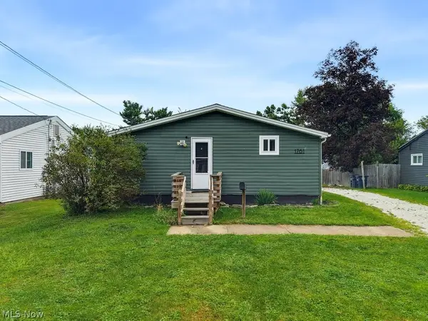 1761 Delia Avenue, Akron, OH 44320