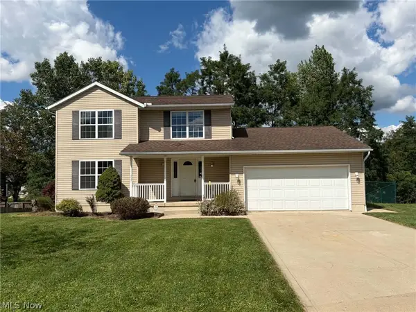 1608 Spring Village Lane, Ontario, OH 44906