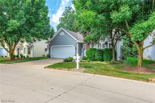 1412 Ledgewood Lane, Avon, OH 44011