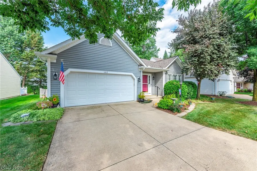 1412 Ledgewood Lane, Avon, OH 44011 - #3
