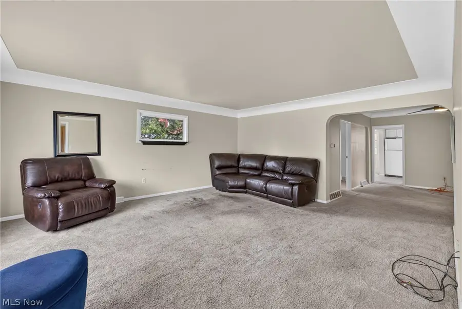 17922 Brazil Road, Cleveland, OH 44119 - #2
