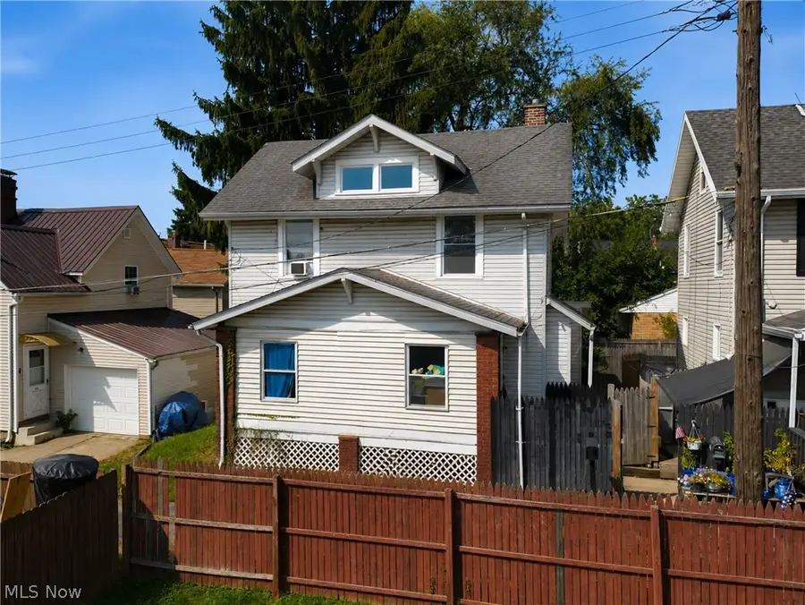 1535 Ames Nw Court, Canton, OH 44703 - #2