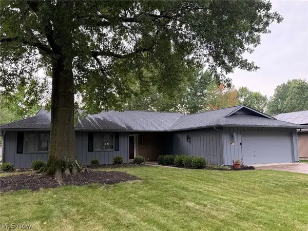 21801 Little Brook Way, Strongsville, OH 44149