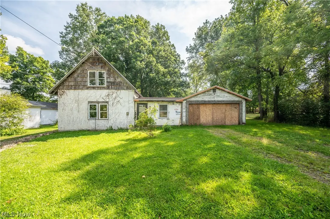 1090 N River Ne Road, Warren, OH 44483 - #1