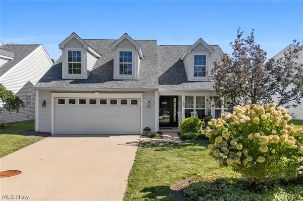 384 Clearbrook Drive, Avon Lake, OH 44012