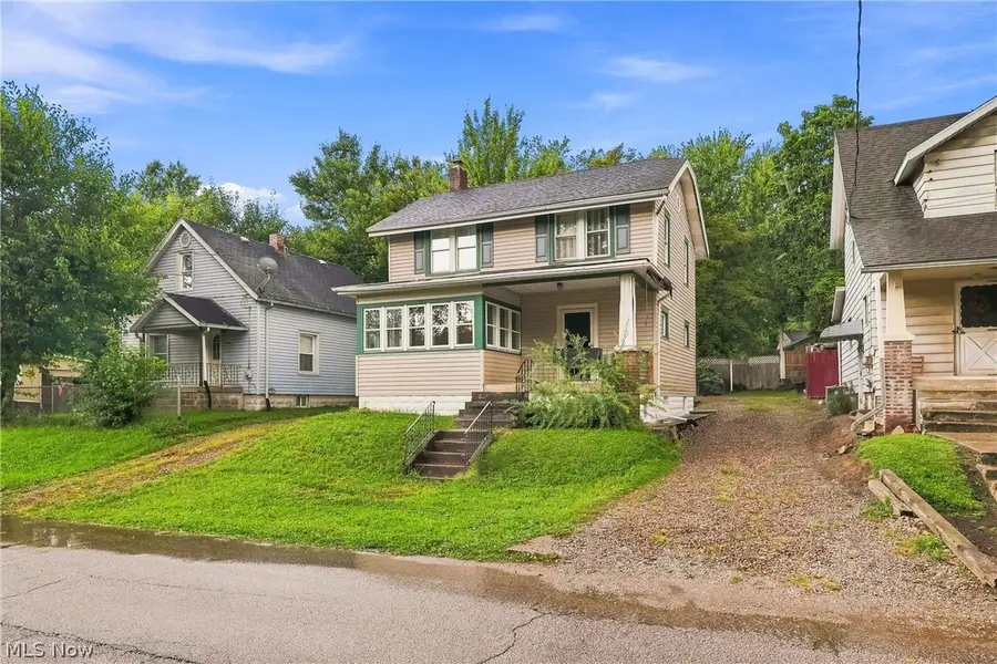 1270 Alberta Street, Barberton, OH 44203 - #2