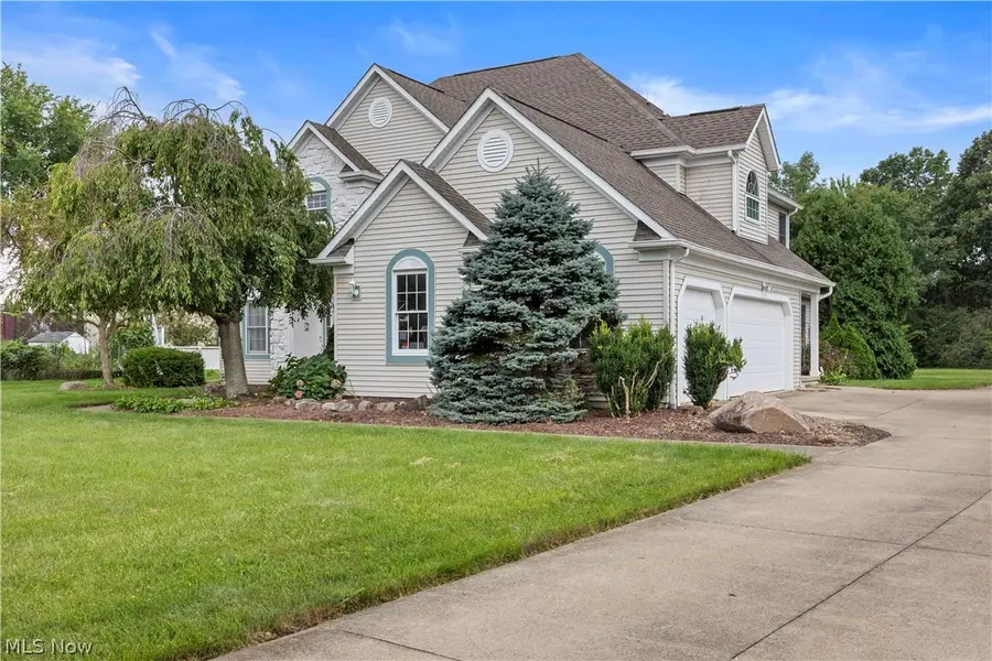 39363 Stonefield Place, Avon, OH 44011 - #3