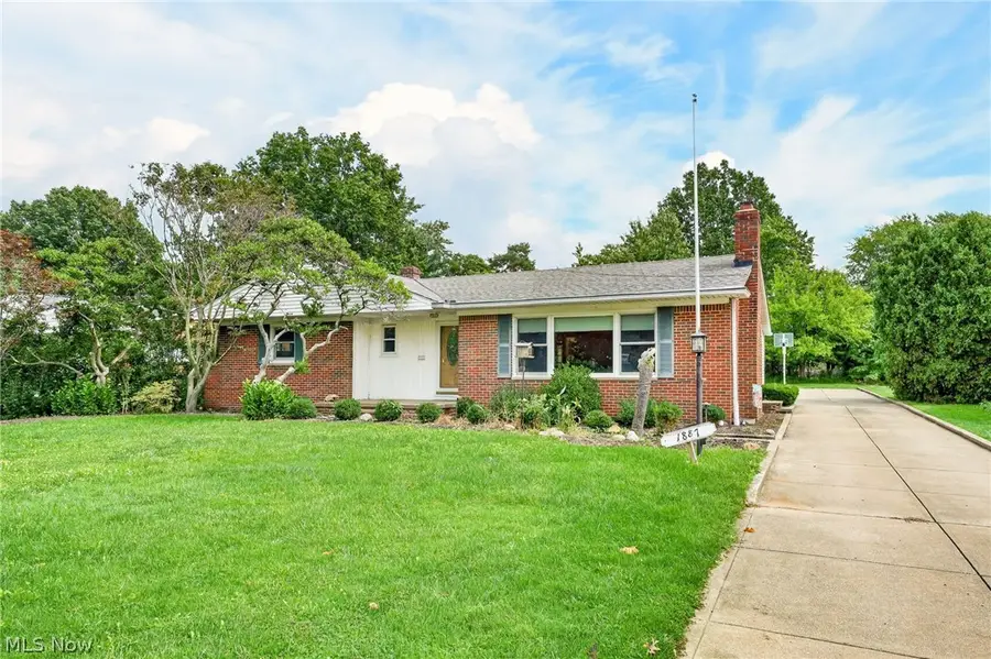 1887 Brainard Road, Lyndhurst, OH 44124 - #3