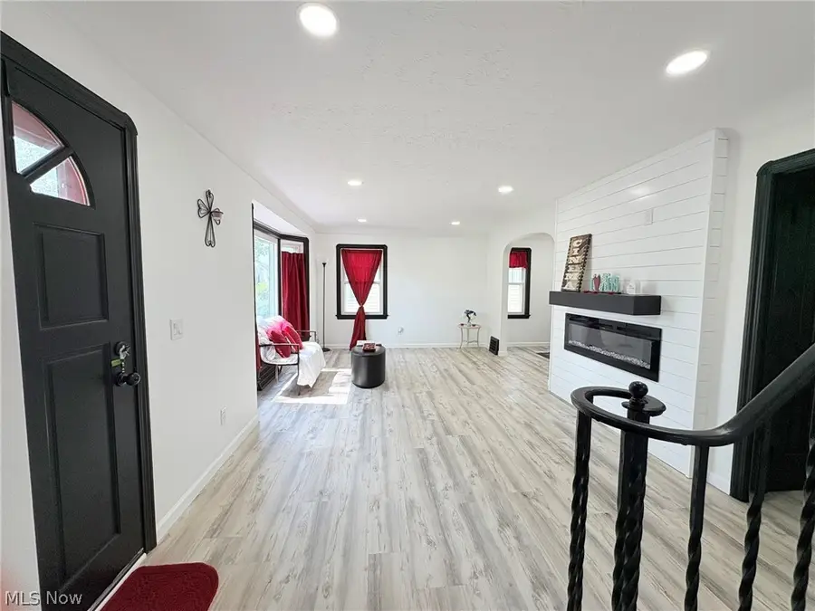 17706 Ponciana Avenue, Cleveland, OH 44135 - #2