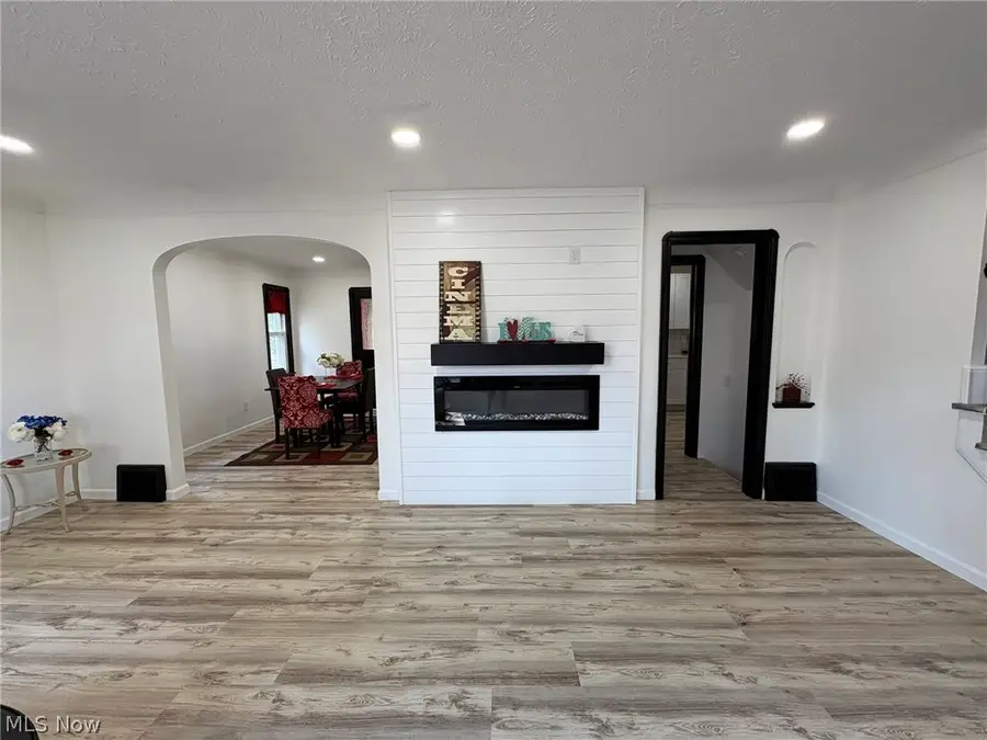 17706 Ponciana Avenue, Cleveland, OH 44135 - #3