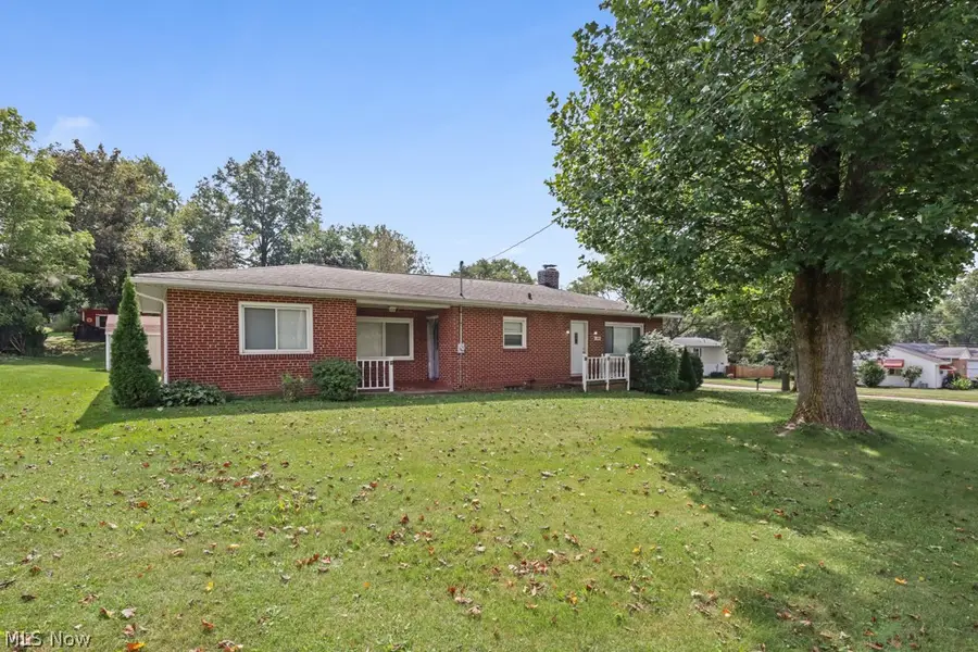 1115 Eastland Avenue, Akron, OH 44305 - #3