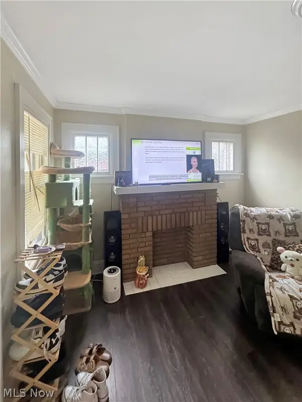 688 Merton Avenue, Akron, OH 44306