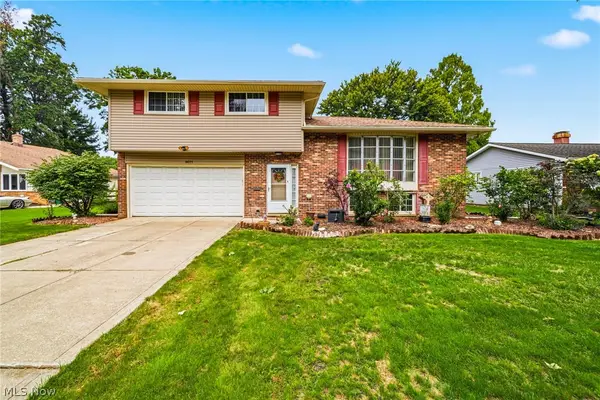 8071 Meadowdale Drive, Mentor, OH 44060