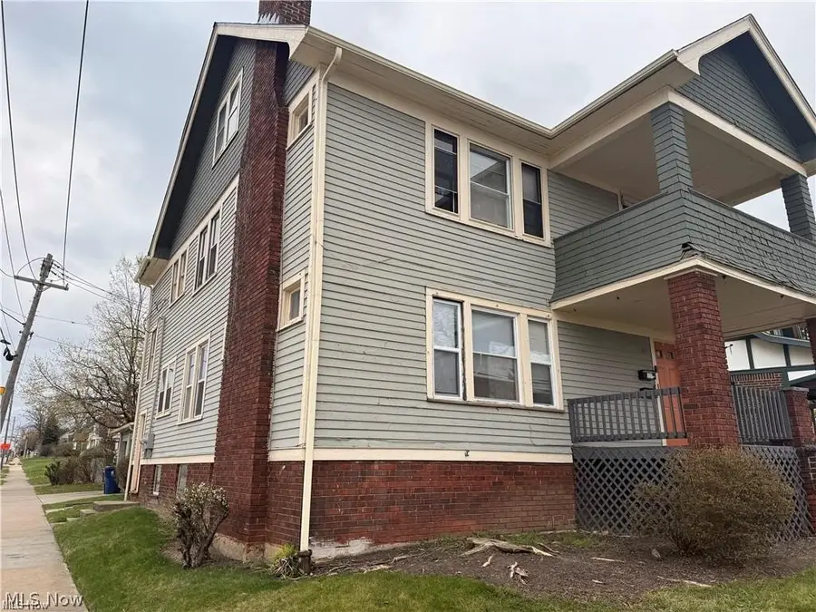 3241 Kildare Road, Cleveland Heights, OH 44118 - #2