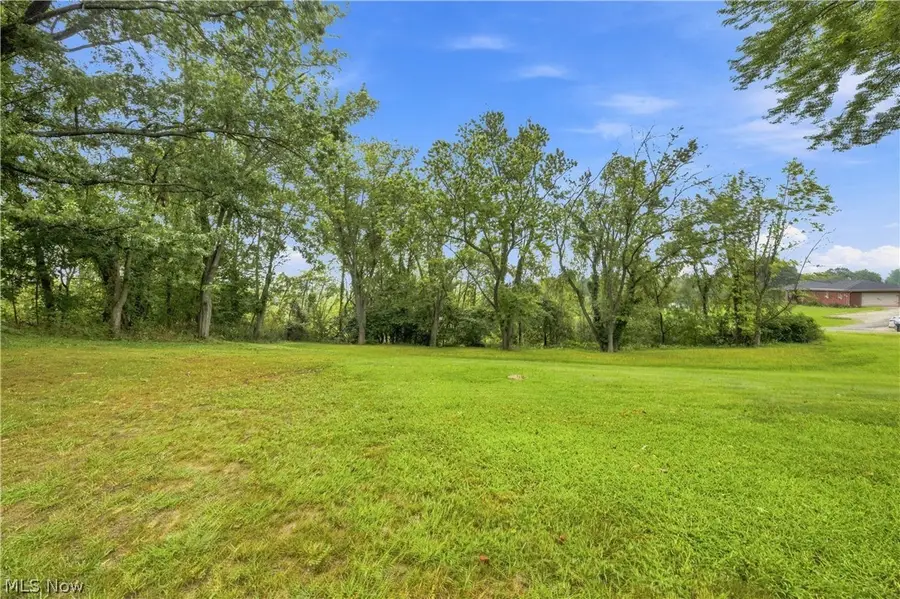 1715 Hillcrest Nw Drive, Dover, OH 44622 - #3