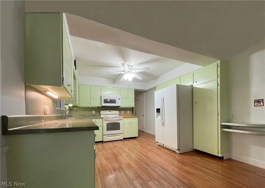 686 Shook Road, Akron, OH 44319 - #3