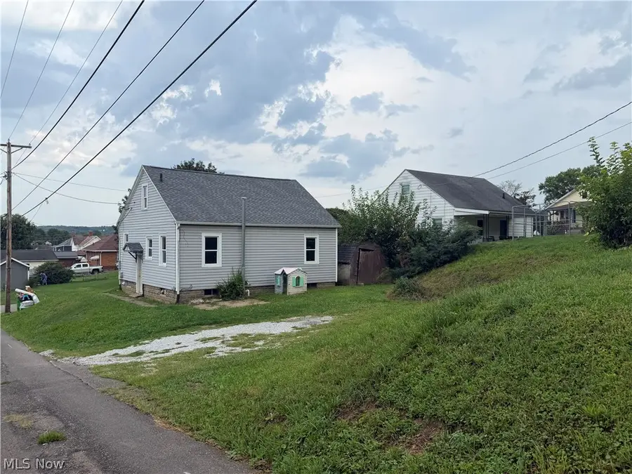 210 S 16th Street, Coshocton, OH 43812 - #2