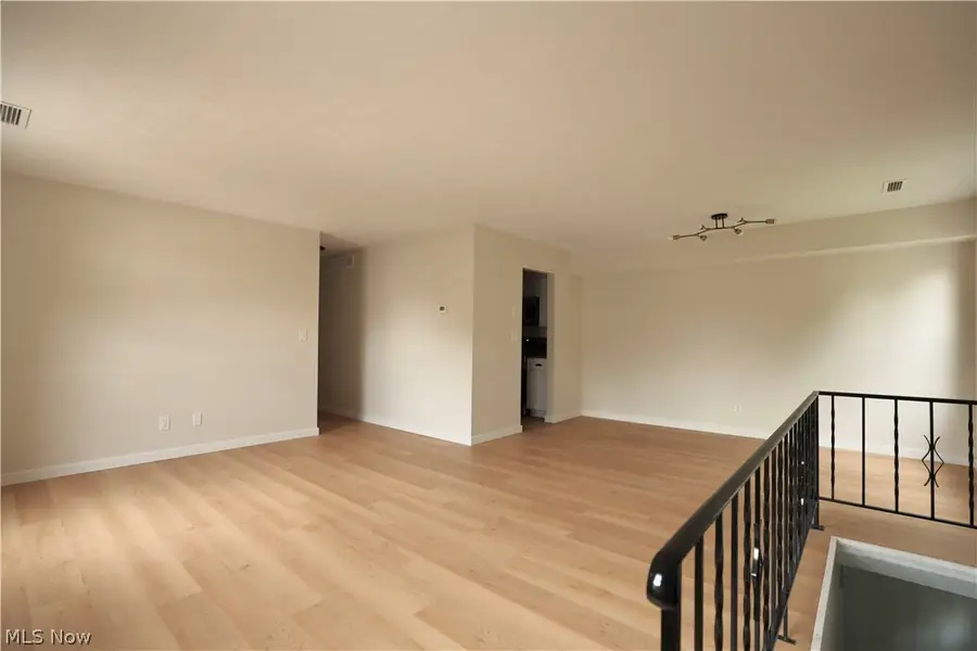 9995 Independence Drive #8B, North Royalton, OH 44133 - #3