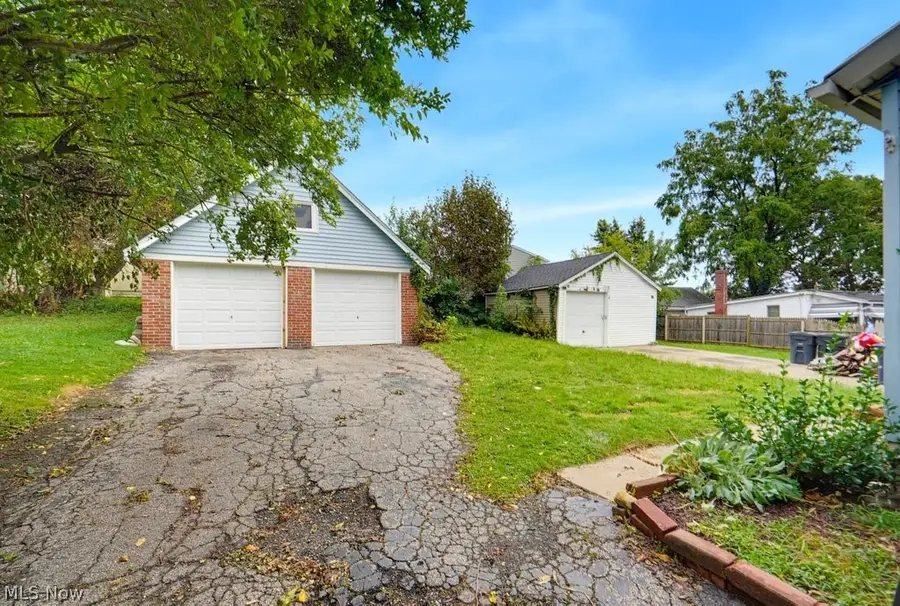 2121 10th Sw Street, Akron, OH 44314 - #3