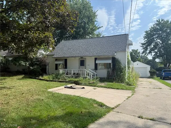 540 N Freedom Street, Ravenna, OH 44266