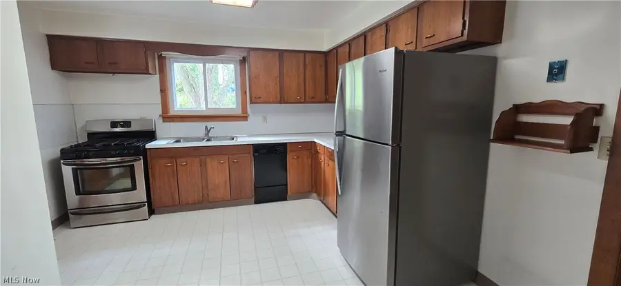 415 Liberty Street, Shreve, OH 44676 - #3