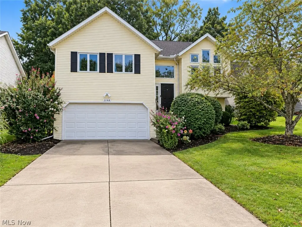 3168 Pondview Drive, Ravenna, OH 44266 - #1