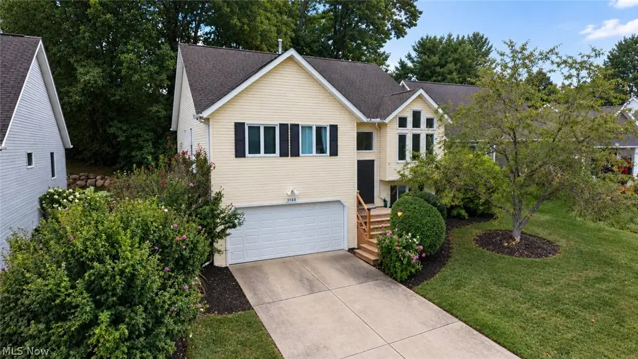 3168 Pondview Drive, Ravenna, OH 44266 - #2