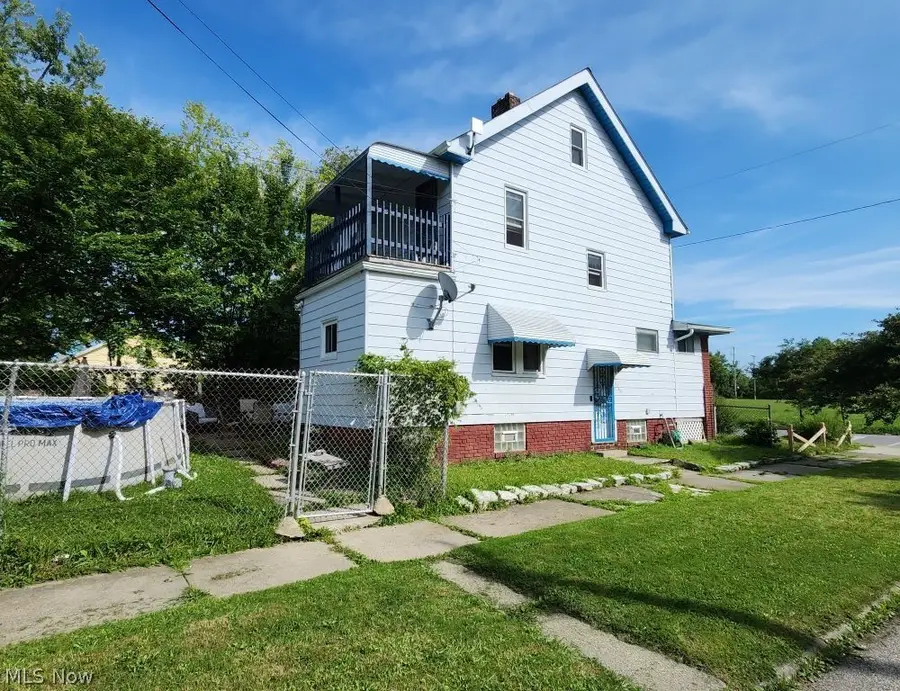 12903 Oakfield Avenue, Cleveland, OH 44105 - #2