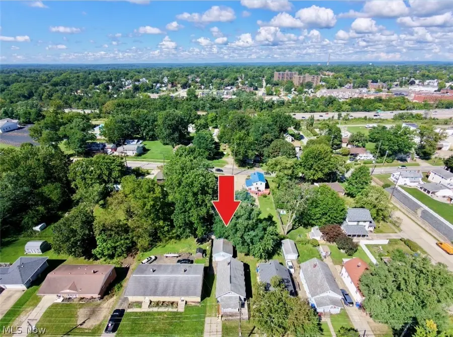 1670 Williams Street, Cuyahoga Falls, OH 44221 - #2