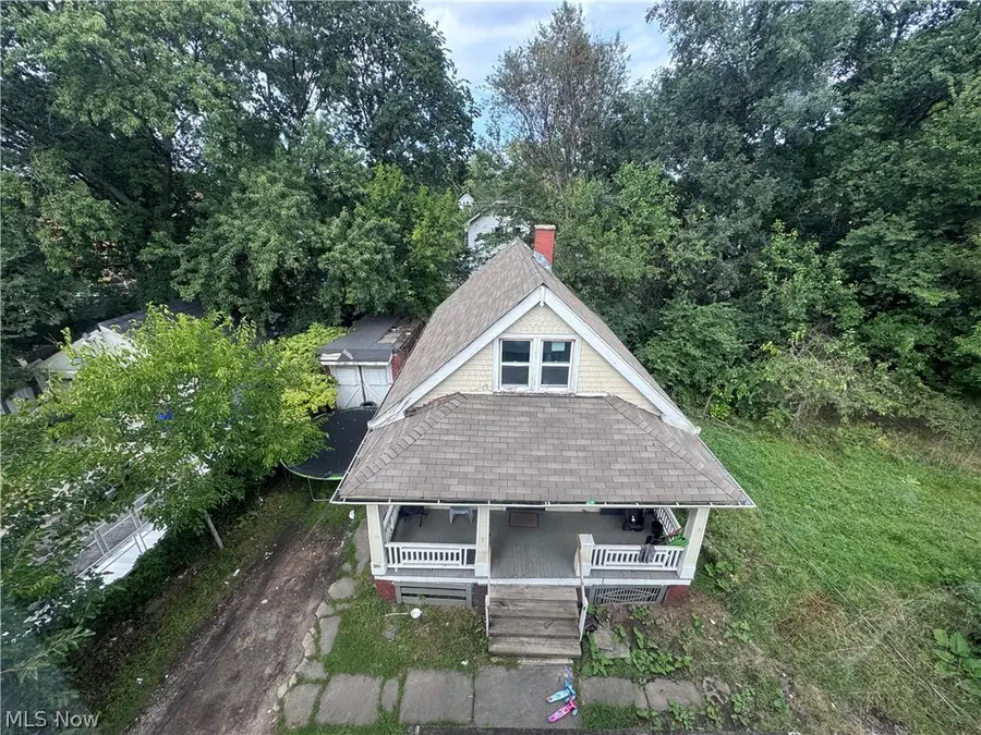 9501 & 9503 Saint Catherine Avenue, Cleveland, OH 44104 - #2
