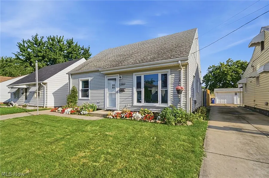 13420 Bennington Avenue, Cleveland, OH 44135 - #3