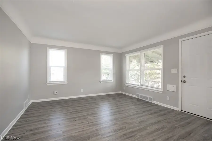 6615 Gilbert Avenue, Parma, OH 44129 - #3