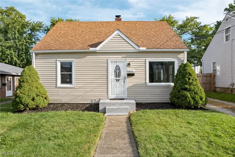 827 Davies Avenue, Akron, OH 44306 - #3