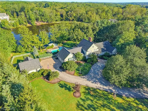 5600 Liberty Road, Chagrin Falls, OH 44022