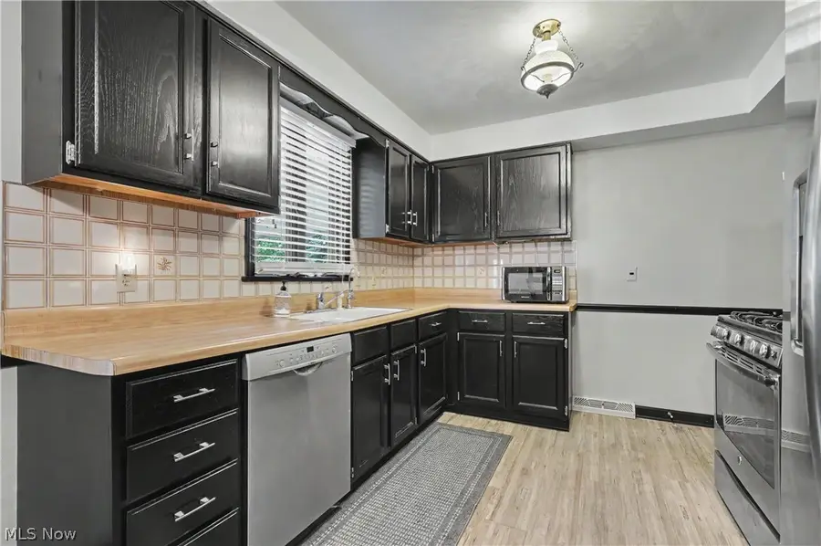 3061 Palmarie Drive, Poland, OH 44514 - #3