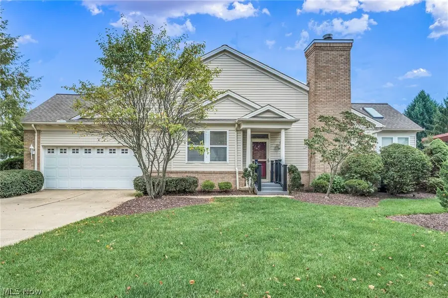 8610 Pine Creek Lane, Sagamore Hills, OH 44067 - #2