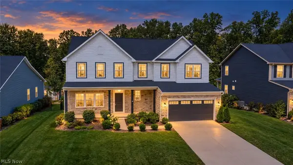 35524 Crystal Creek Court, Grafton, OH 44044