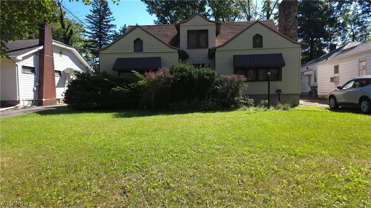 2021 Felicia Avenue, Youngstown, OH 44504 - #1