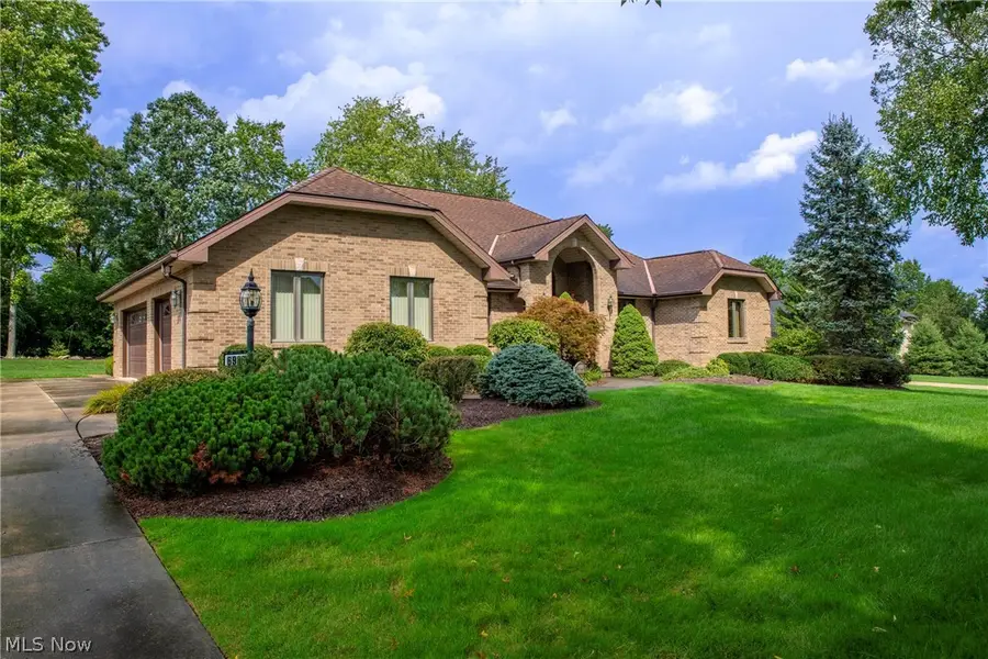 6986 Kingscote Park, Independence, OH 44131 - #2